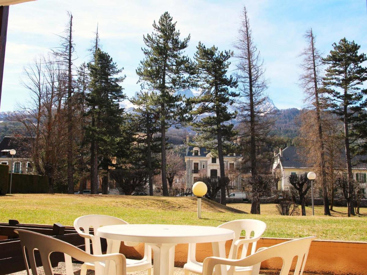شقة T2 Centre Barcelonnette Avec Garage, Terrasse Et Parc Prive - Fr-1-165A-101 المظهر الخارجي الصورة